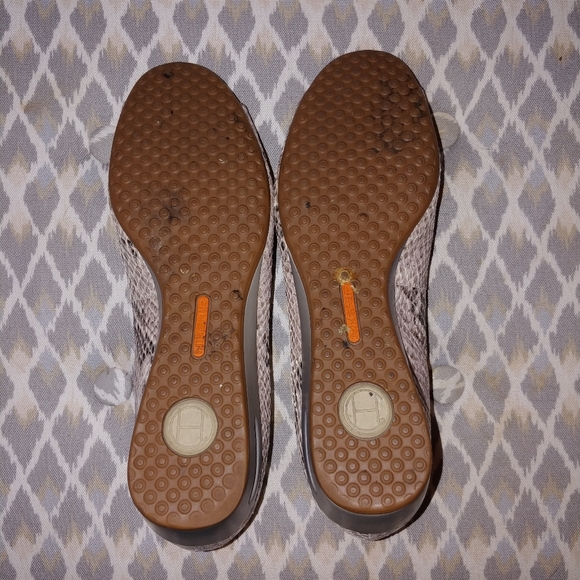 Cole Haan nike snake print flats - Picture 5 of 5